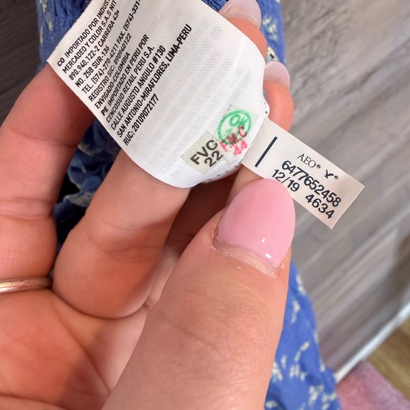 NWT American Eagle Floral Smocked Halter Jumpsuit Blue White Size M - Picture 10 of 11